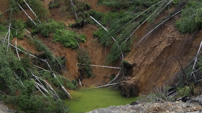 Обвал дороги у шахты Северопесчанская (Фото 8)