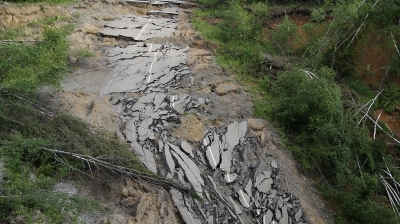 Обвал дороги у шахты Северопесчанская (Фото 6)