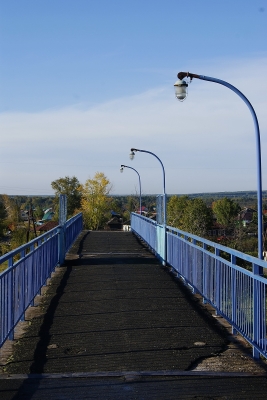 Мост через железнодорожные пути (Серов)