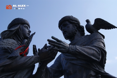 Памятник Святым и благоверным князю Петру и Февронии (Нефтеюганск)